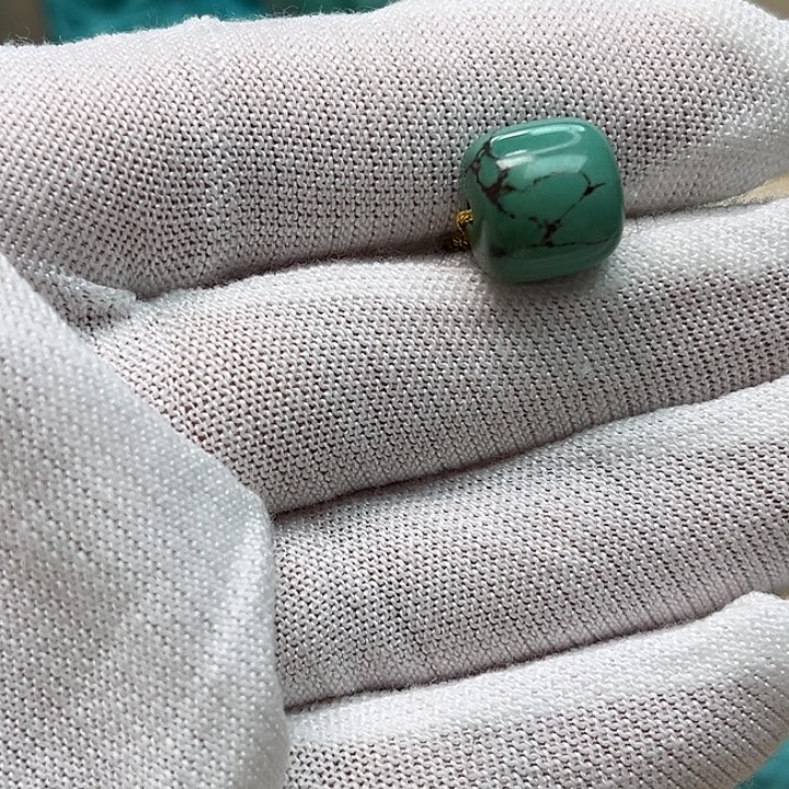 绿松石珠宝未镶嵌