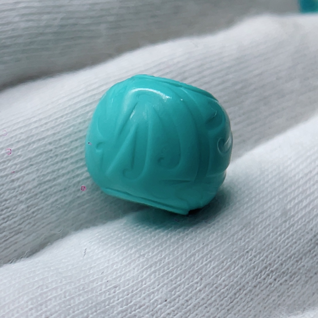 绿松石未镶嵌颈饰同****)卡12-10.2