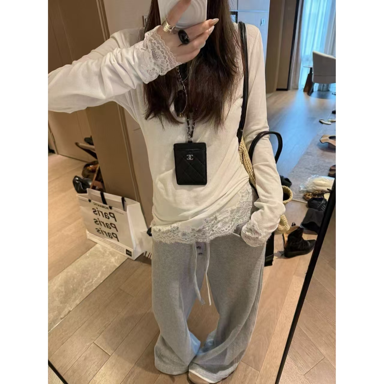 SP miu系穿搭~蕾丝拼接长袖t恤女内搭叠穿打底衫显瘦上衣t