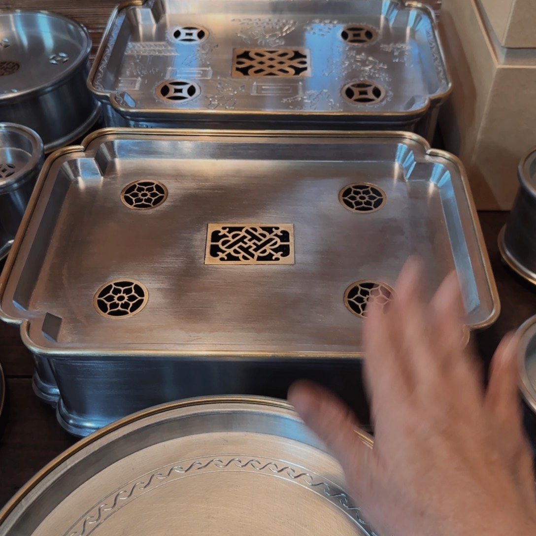 他*兄长方形贵气十足又时尚