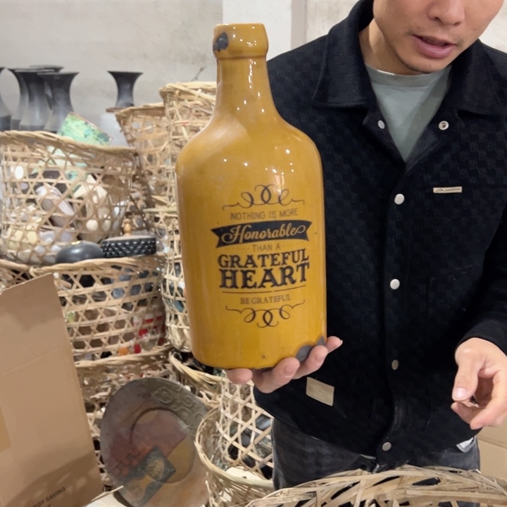 瓶高度30厘米口径3厘米微瑕捡漏