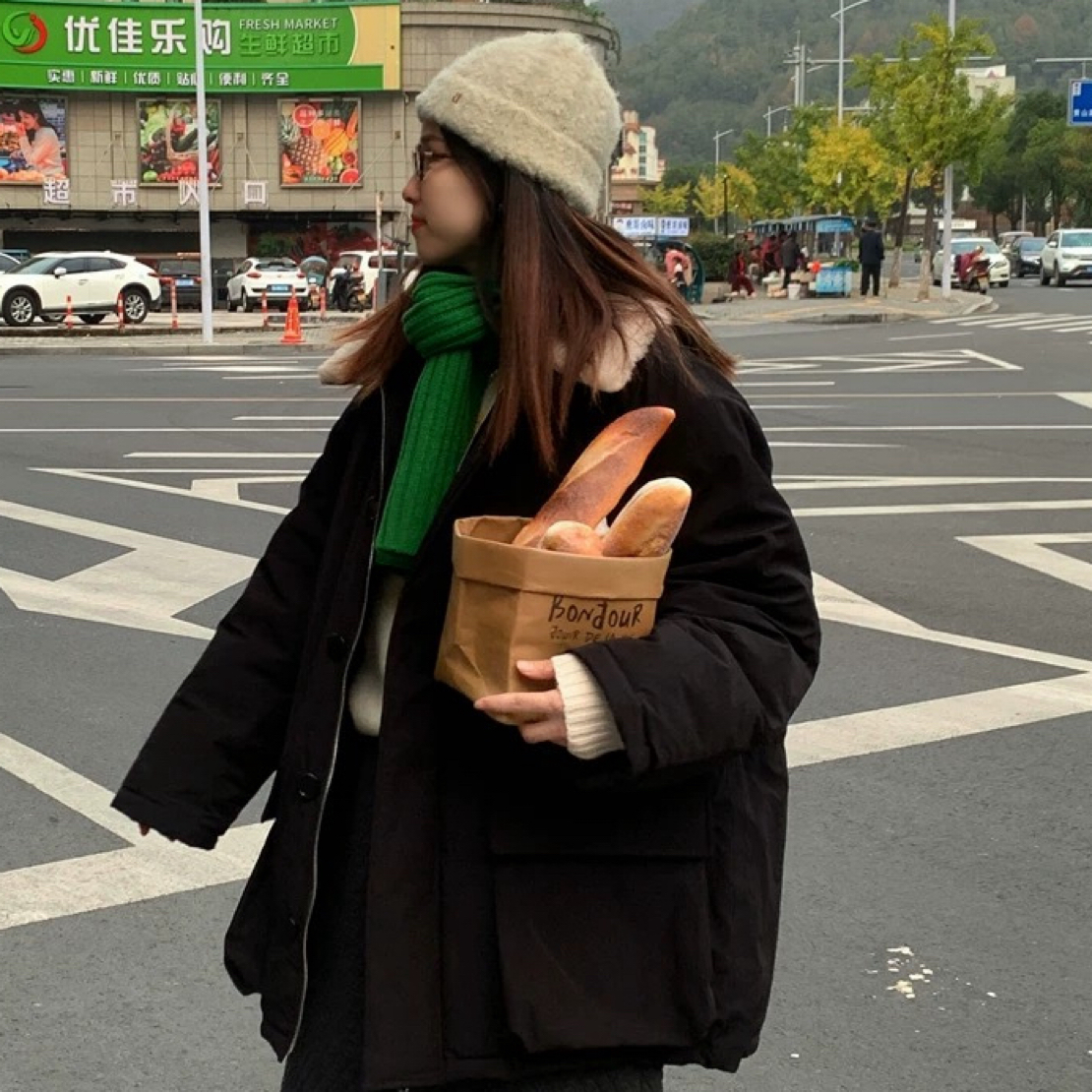 闪闪兒 元 W*E PI**E 收腰翻领可拆卸毛领派克羽绒服9694