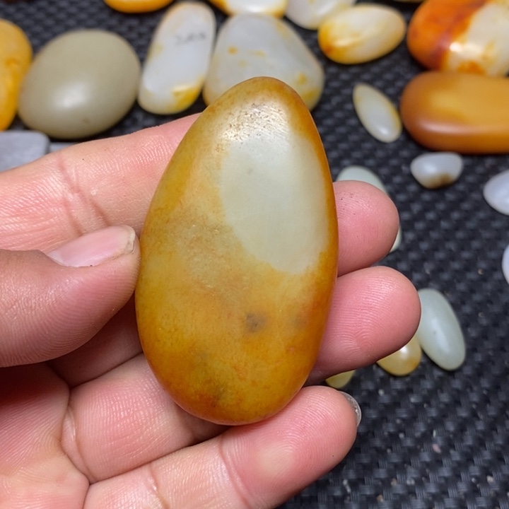 和田玉珠宝奇石未镶嵌