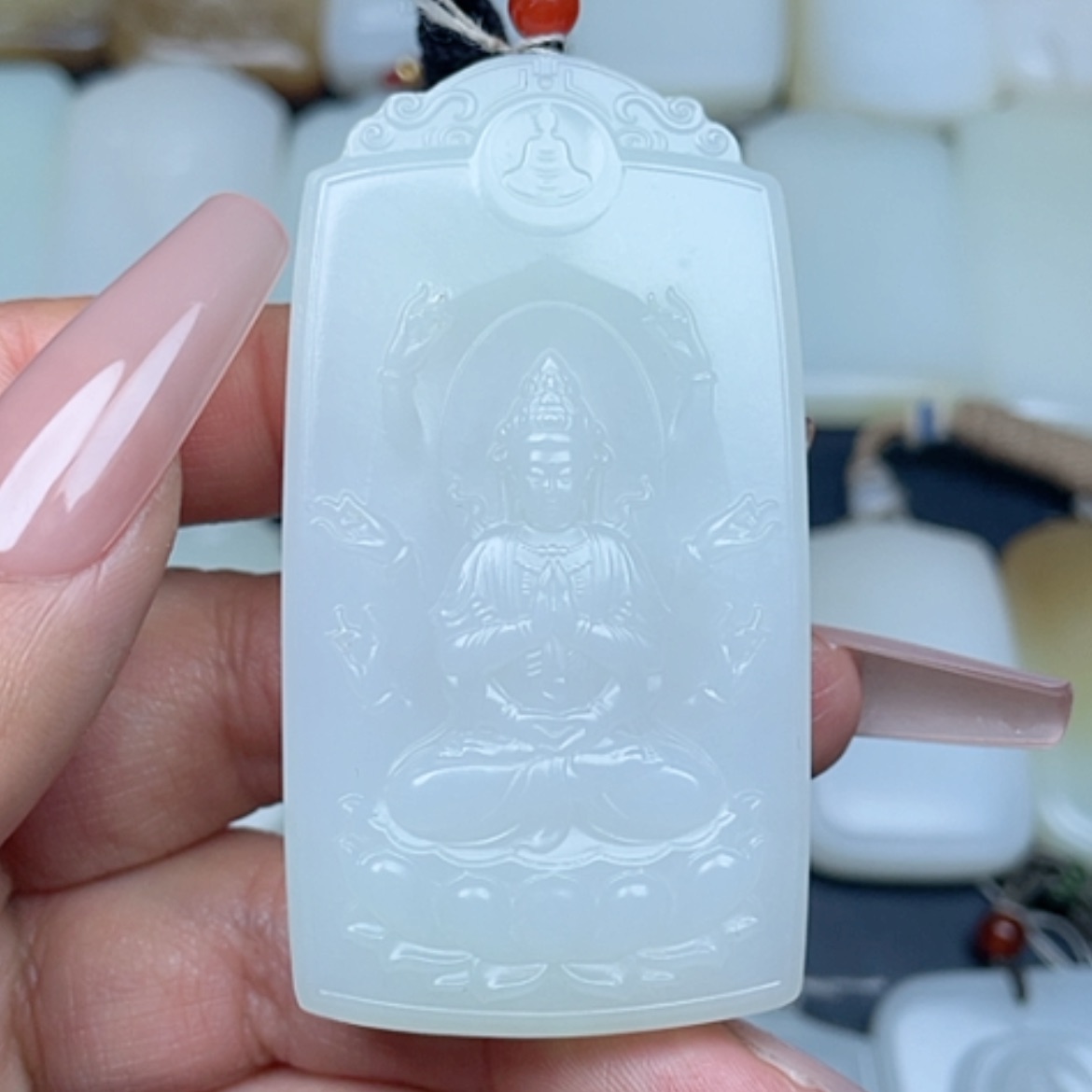 【闪购商品】颈饰未镶嵌和田玉