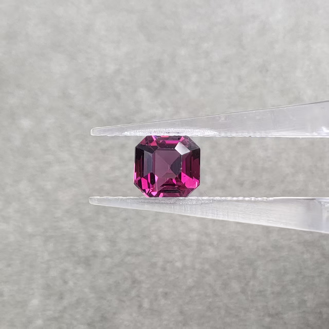 石榴石-1.83ct（01086841）0806