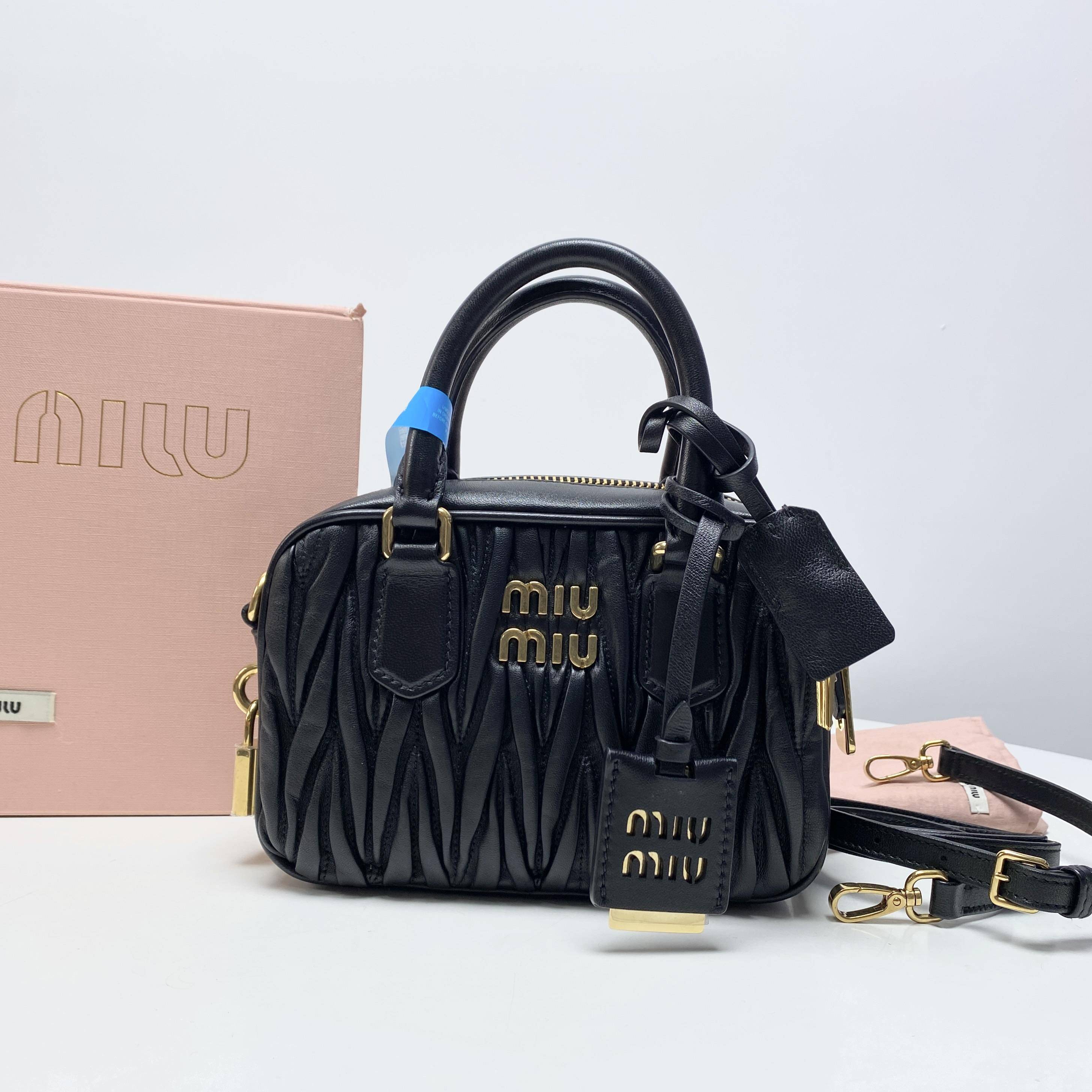 胖虎熙少/缪缪/95新/公价0/箱包/斜挎包/312502130029