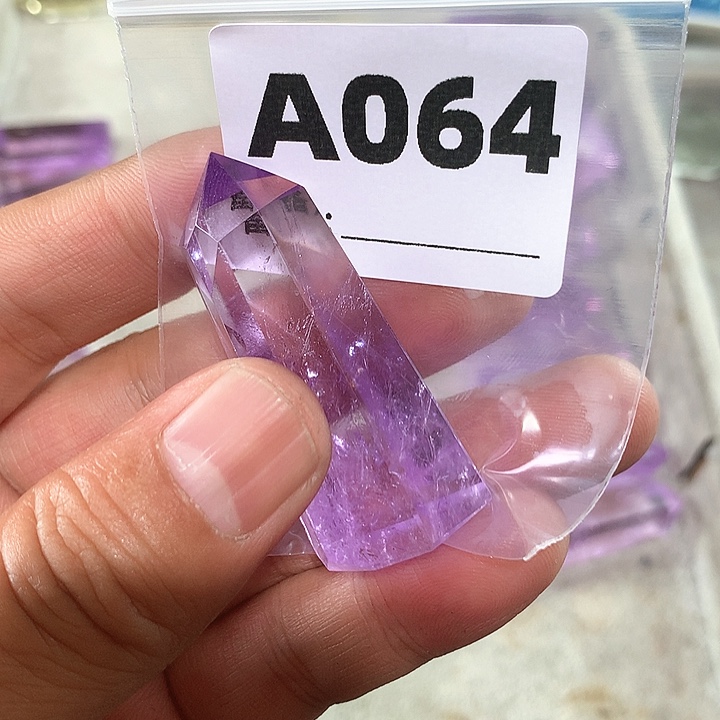 水晶天然水晶柱子A064未镶嵌幸**满