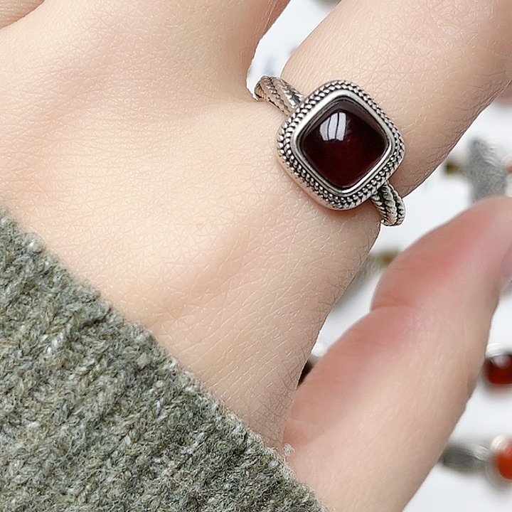 血珀戒指银S925镶嵌天然