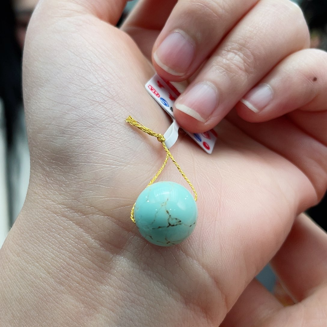 绿松石颈饰未镶嵌