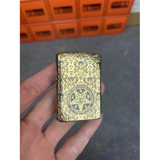 高档精雕花纹煤油打火机长角牛星个性礼品男士（不带油）Z2-1082