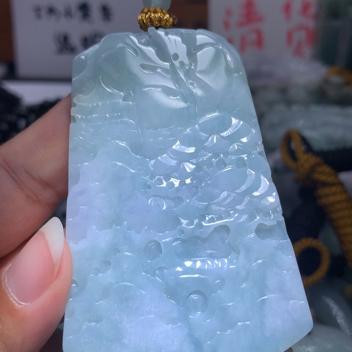 翡翠未镶嵌颈饰保真天然A货翡翠