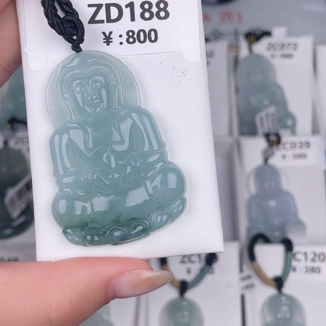 翡翠未镶嵌颈饰zd188