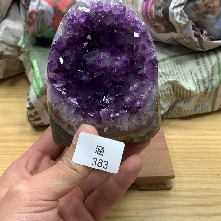 紫晶乌拉圭未镶嵌