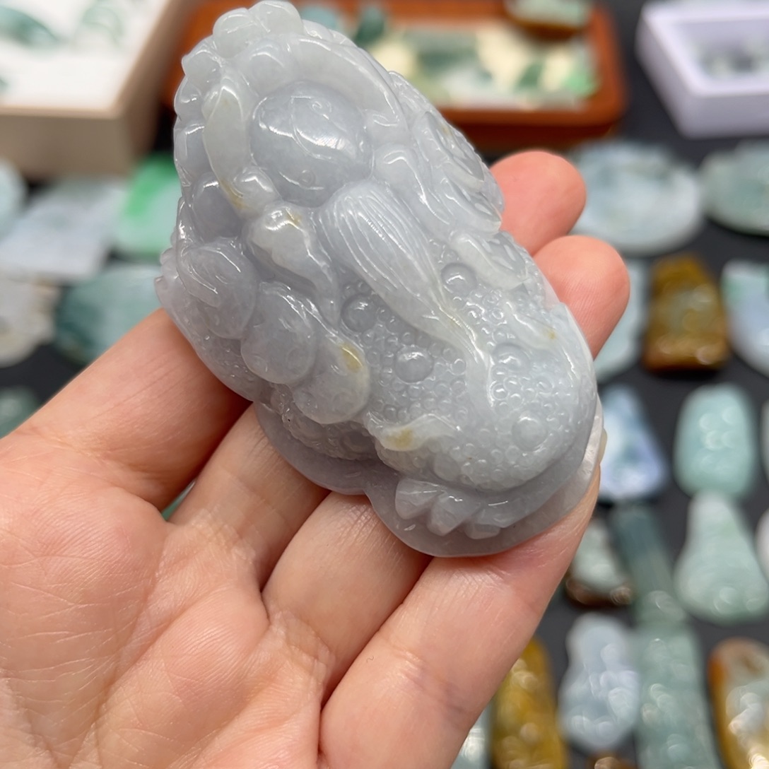 翡翠未镶嵌颈饰大金蟾