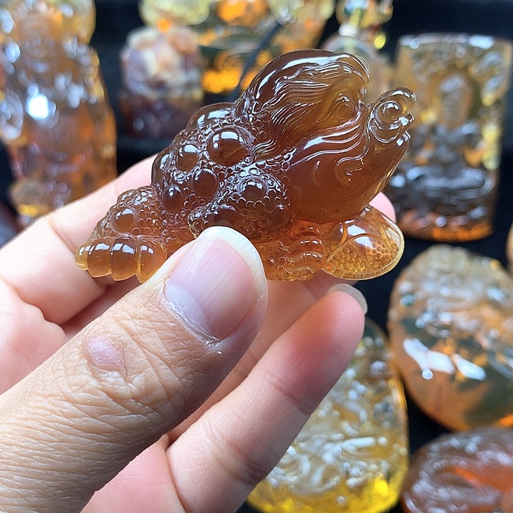 琥珀未镶嵌手串金蟾