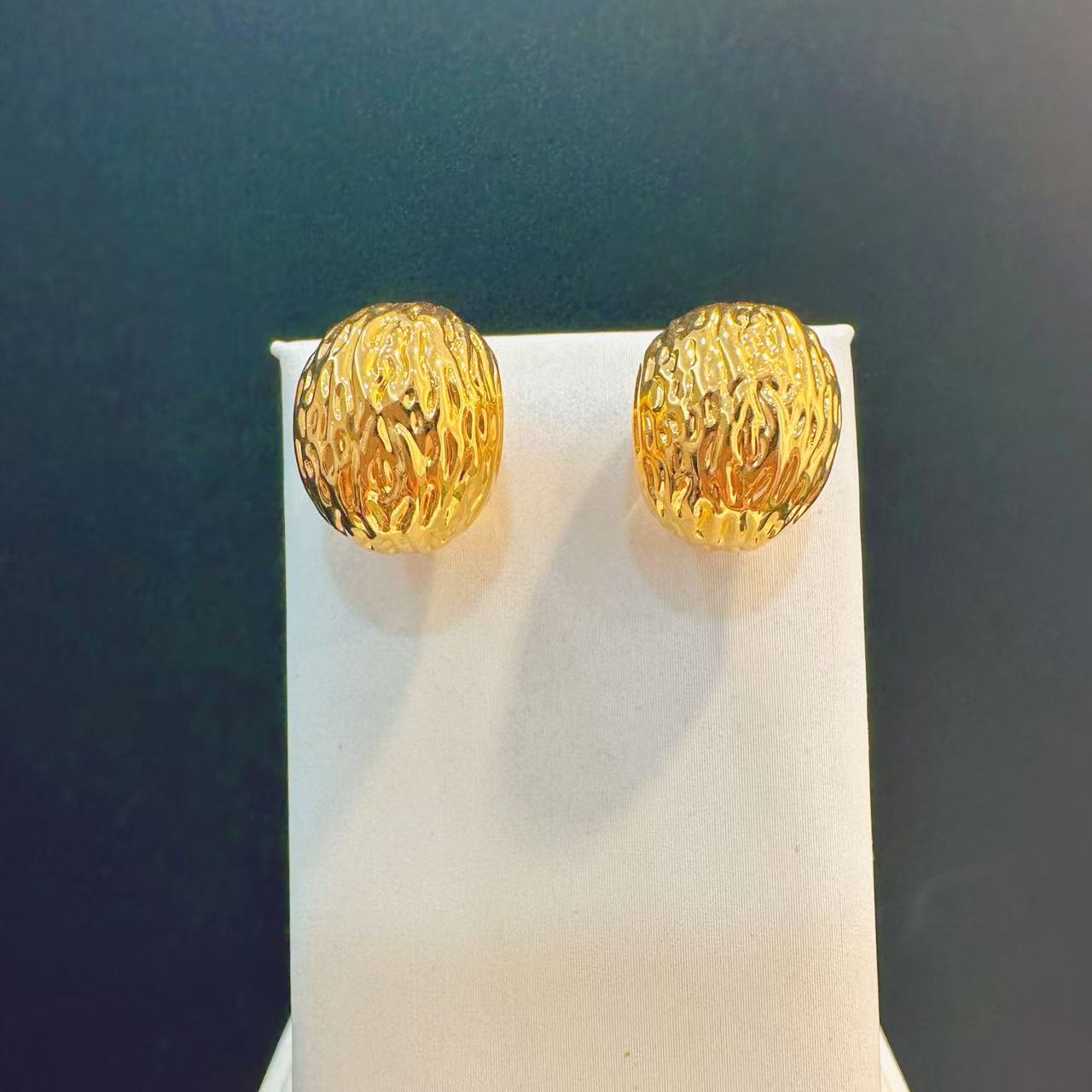 足金999锤纹C型耳饰103