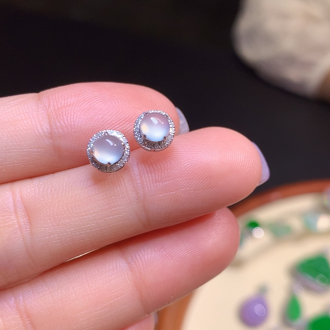 翡翠18K金镶嵌耳饰耳饰