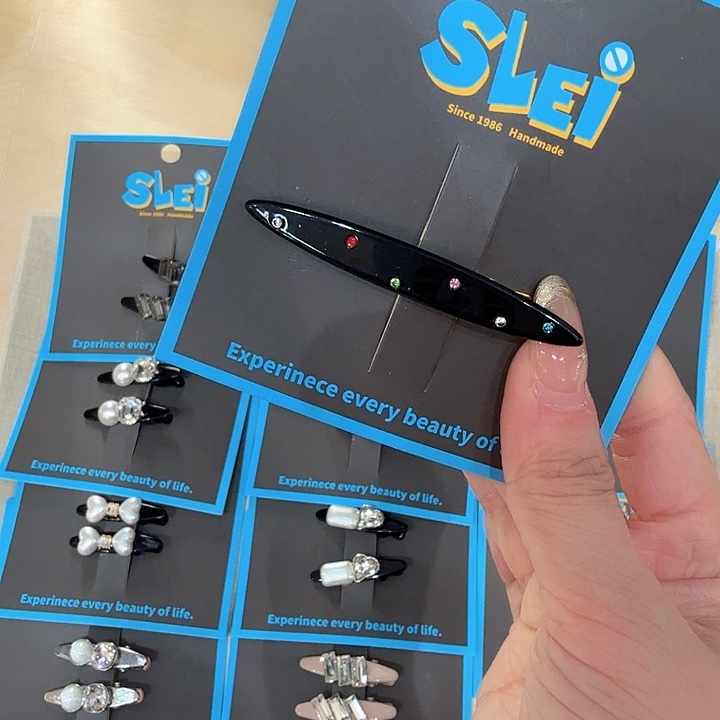 布艺非金属黑色彩钻鸭夹5