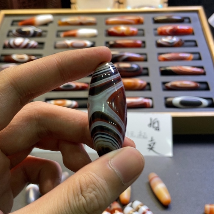 玛瑙/玉髓颈饰未镶嵌℡****