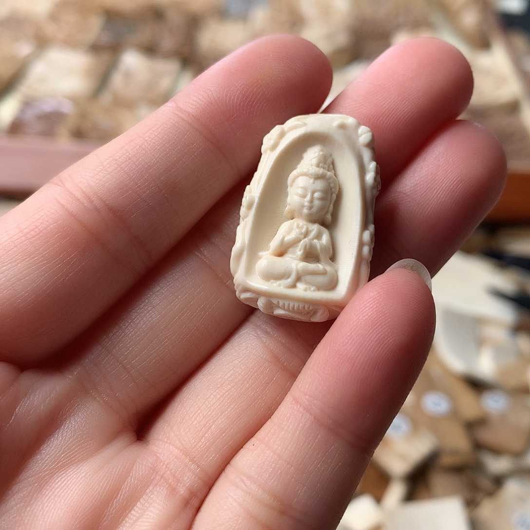 泥塑不打孔联系客服