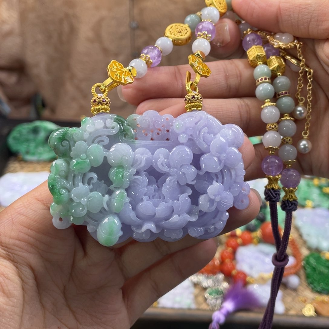 翡翠颈饰未镶嵌代编织