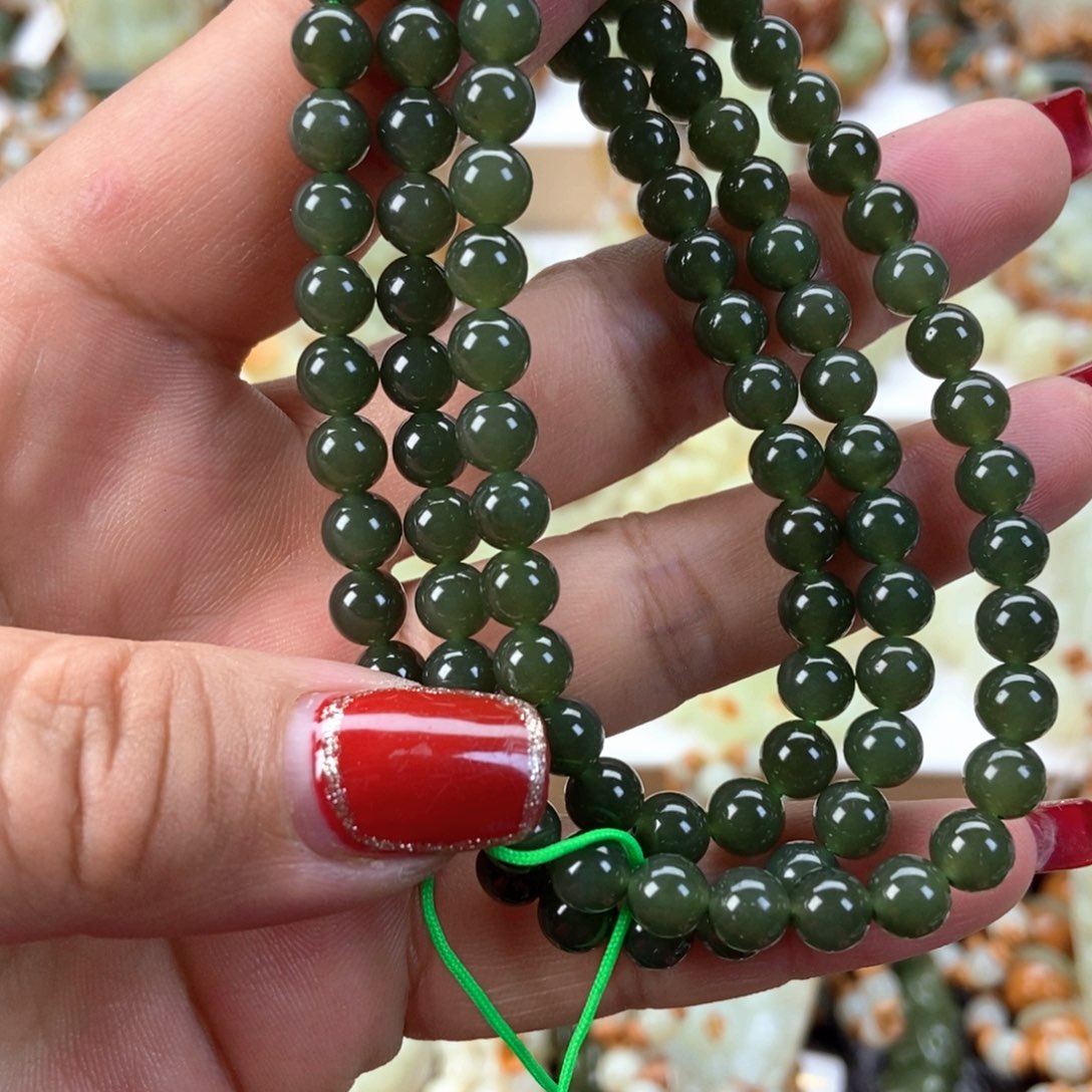 透闪石质玉手链未镶嵌