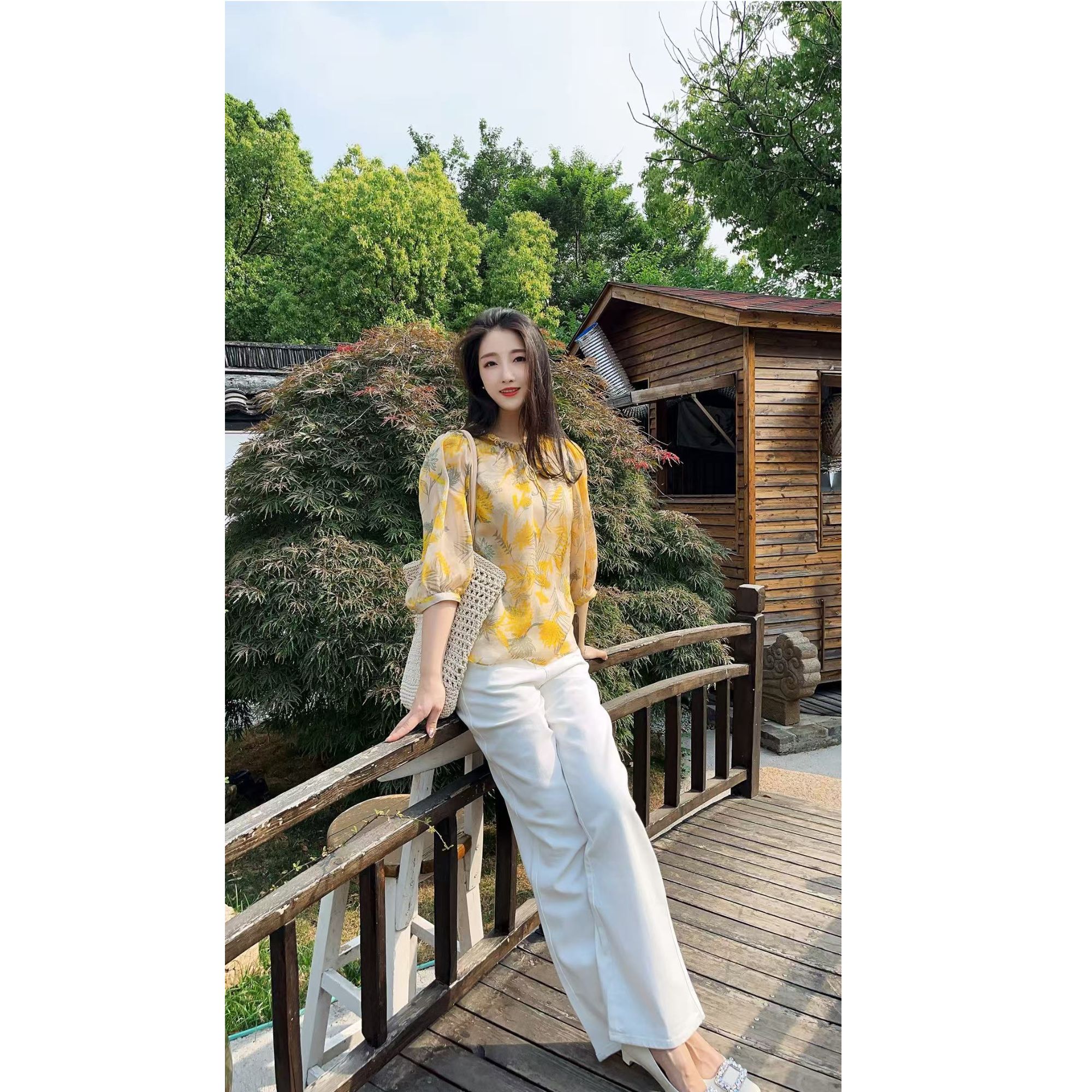 【钱老板推荐】桑蚕丝圆领印花女士上衣气质衬衫S5562