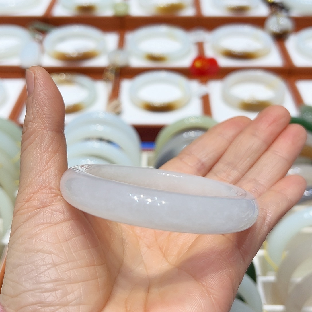 和田玉手镯未镶嵌俄白54.7