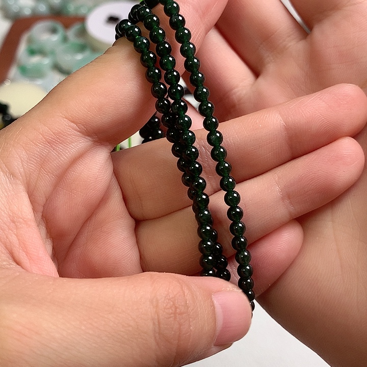 翡翠未镶嵌颈饰翡翠4