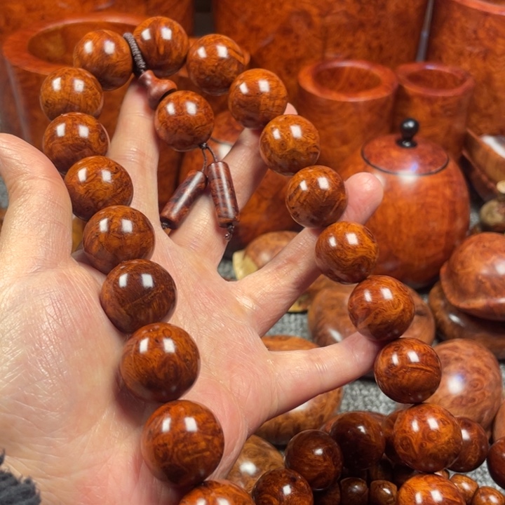 大果紫檀（缅甸花梨）胡**子