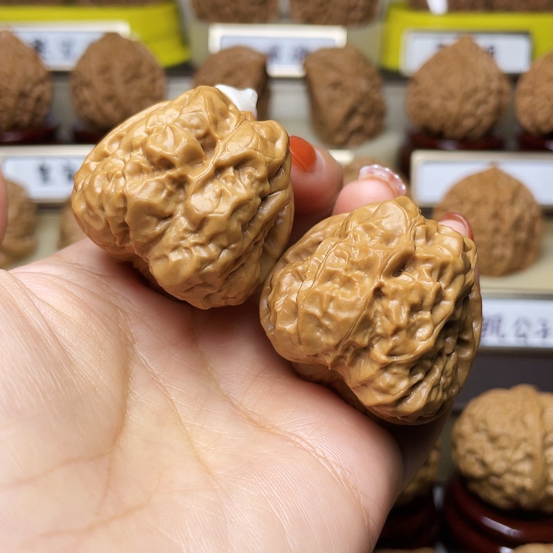 把件文玩核桃蛤蟆头36左右