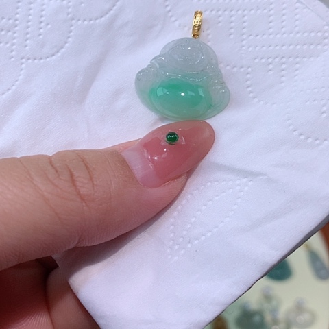 颈饰18K金镶嵌翡翠佛公