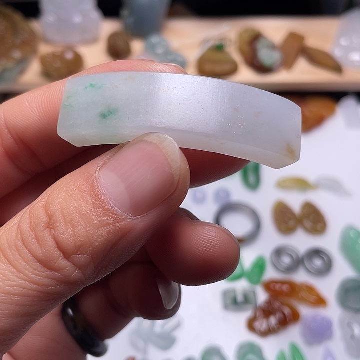 定制翡翠未镶嵌无事手牌