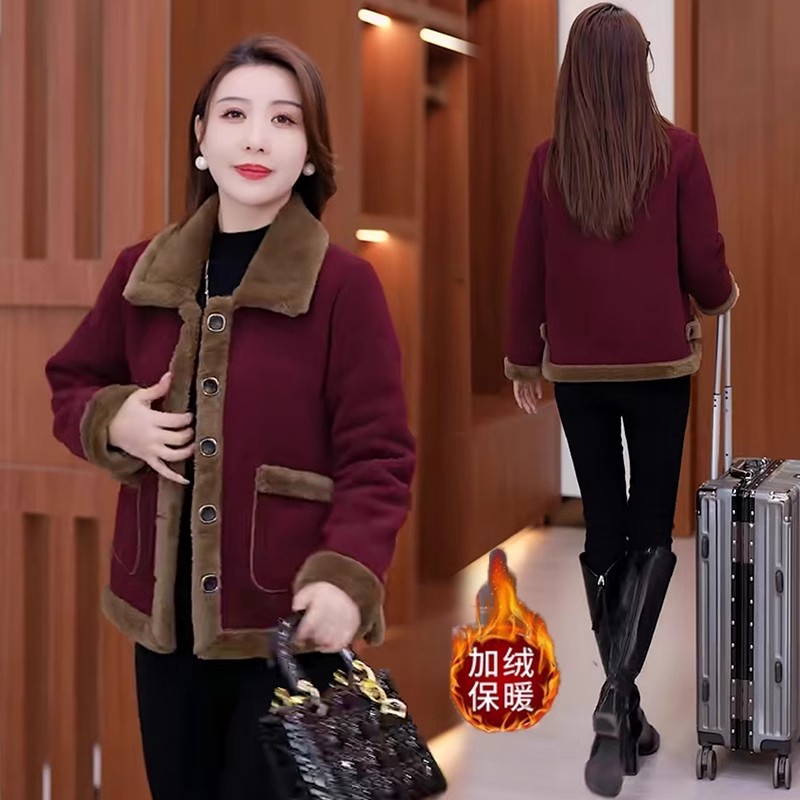 加绒加厚女士外套秋冬新款洋气显瘦保暖时尚短款气质一体绒外套潮