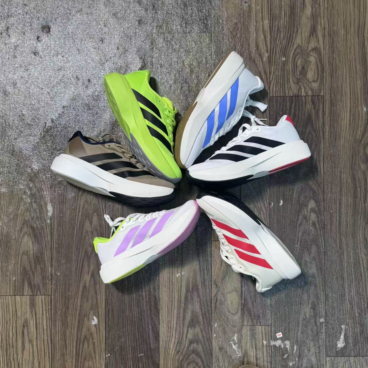 透气松紧带男跑道情侣竞速跑步鞋舒适跑鞋低帮运动鞋