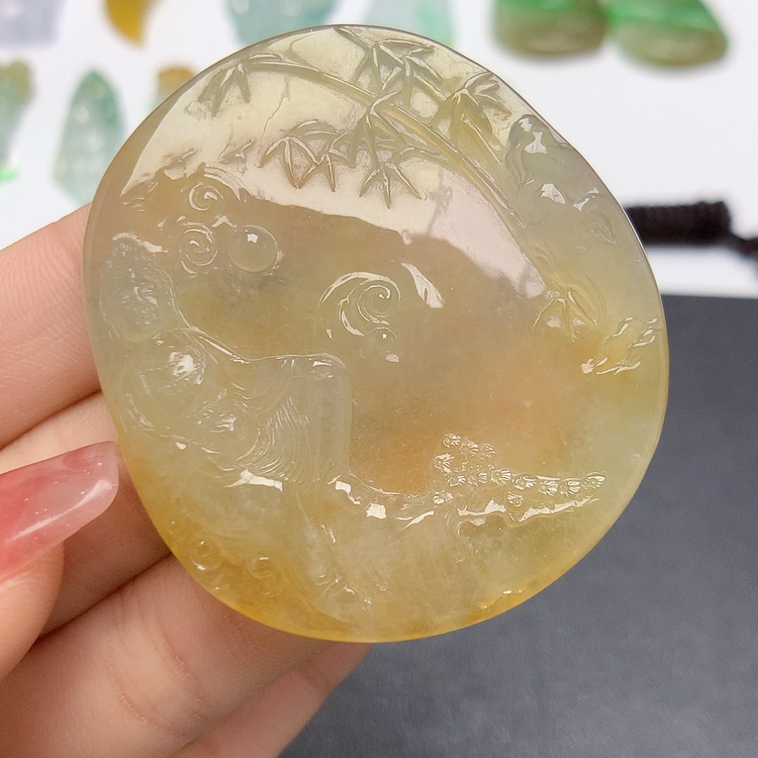 翡翠颈饰未镶嵌竹林观音