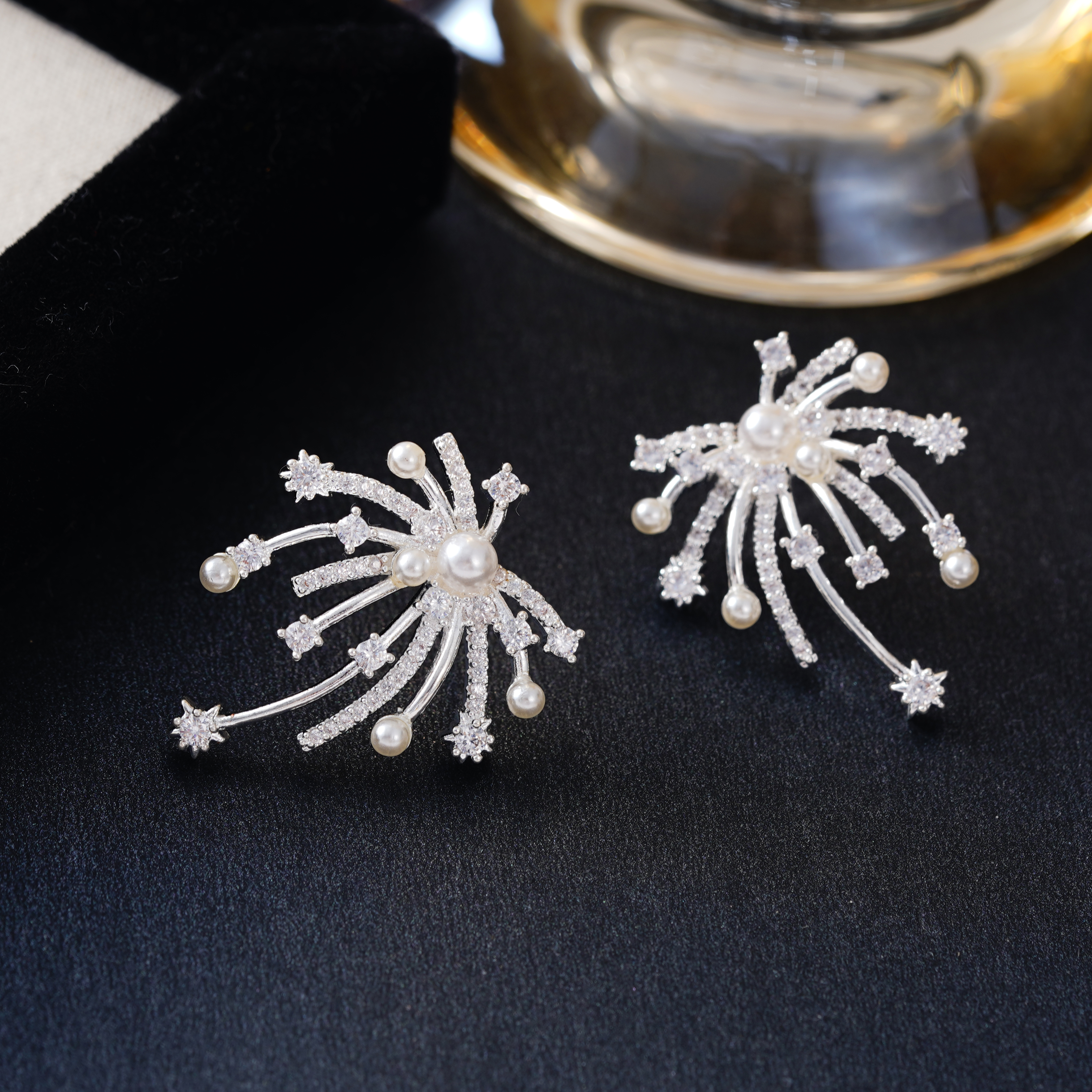 铜合金耳饰 少女风图案日韩银色耳钉几何波西米亚风女N2939