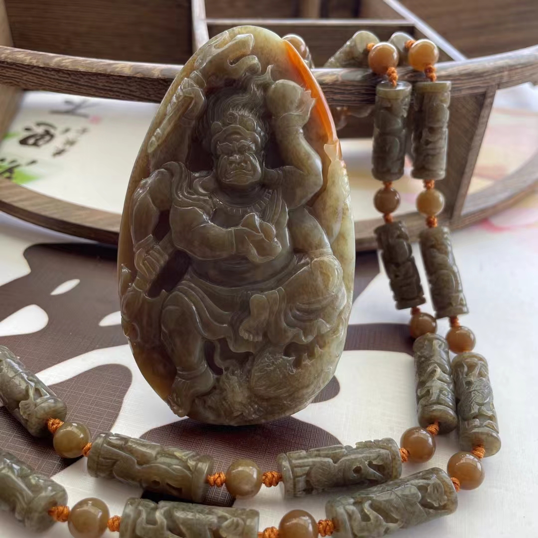 和田玉六臂不动明王挂件吊坠项链属鸡的守护