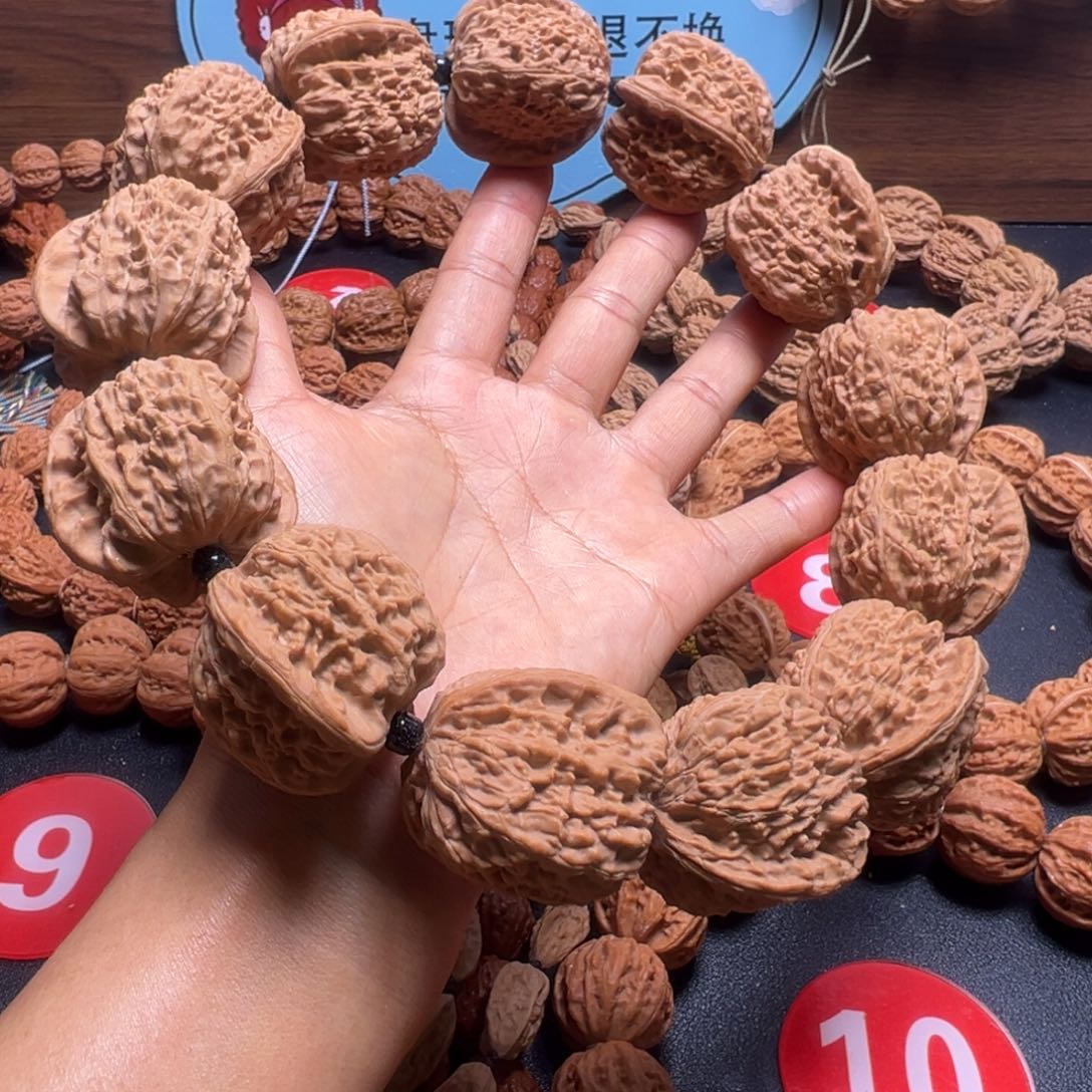 艳***兵吊坠文玩核桃白狮子37加