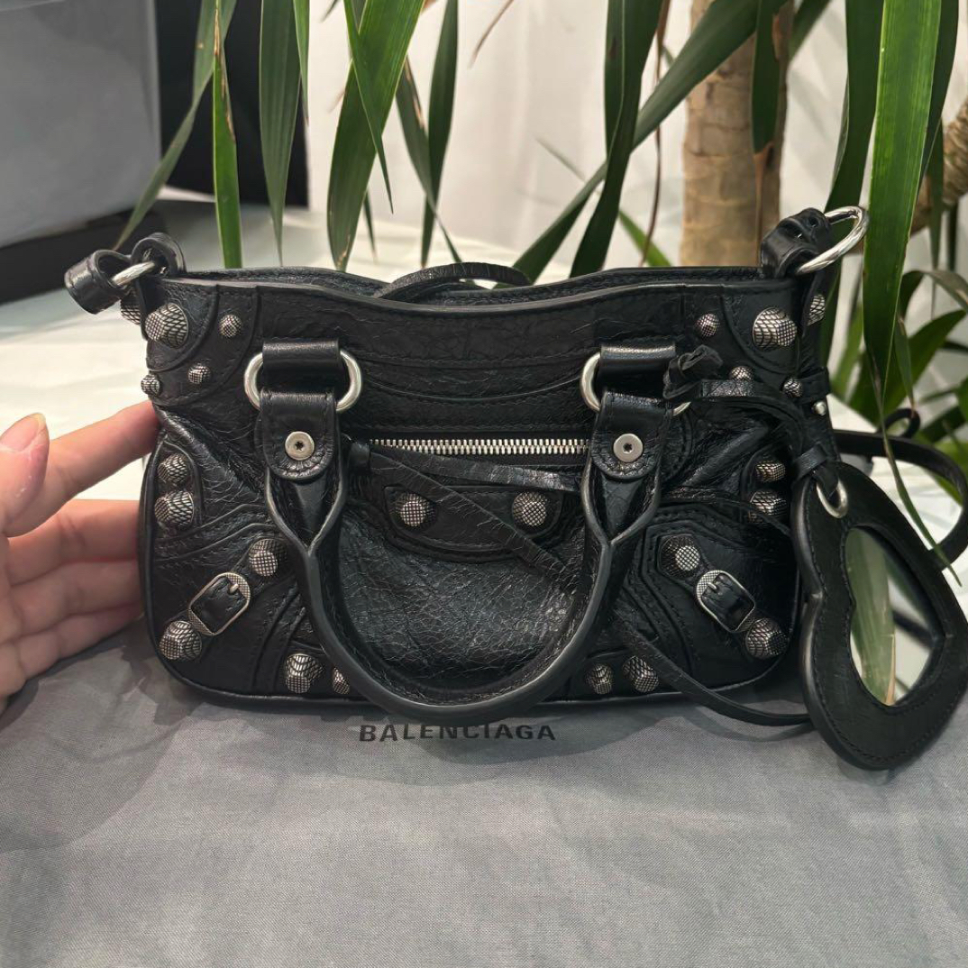 95新 Balenciaga/巴黎世家 黑银油蜡机车包 mini斜挎包85686609