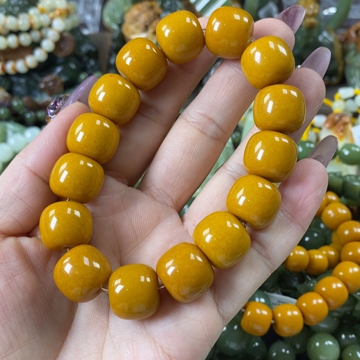 透闪石质玉手串卡16未镶嵌