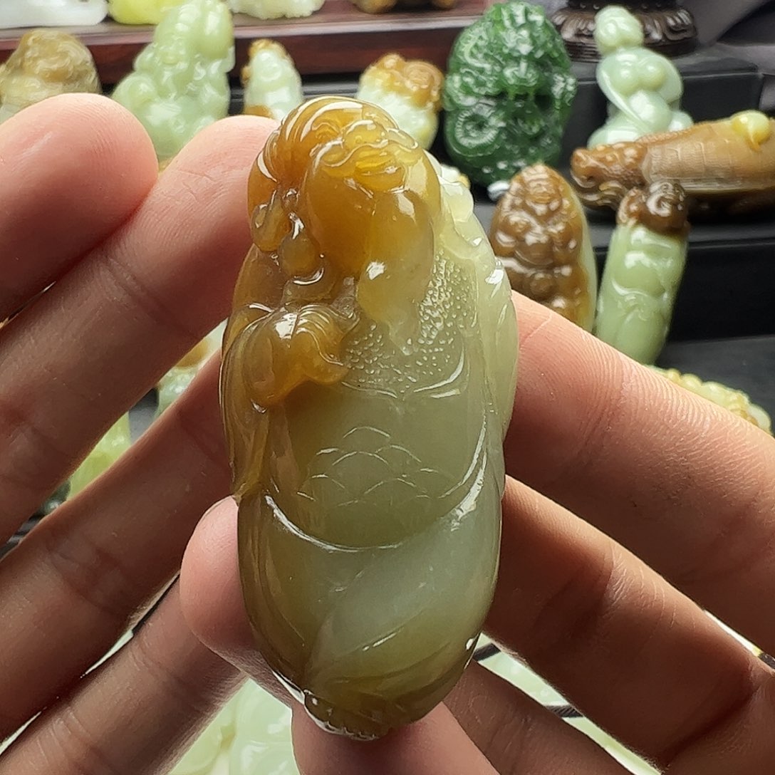 和田玉挂件未镶嵌