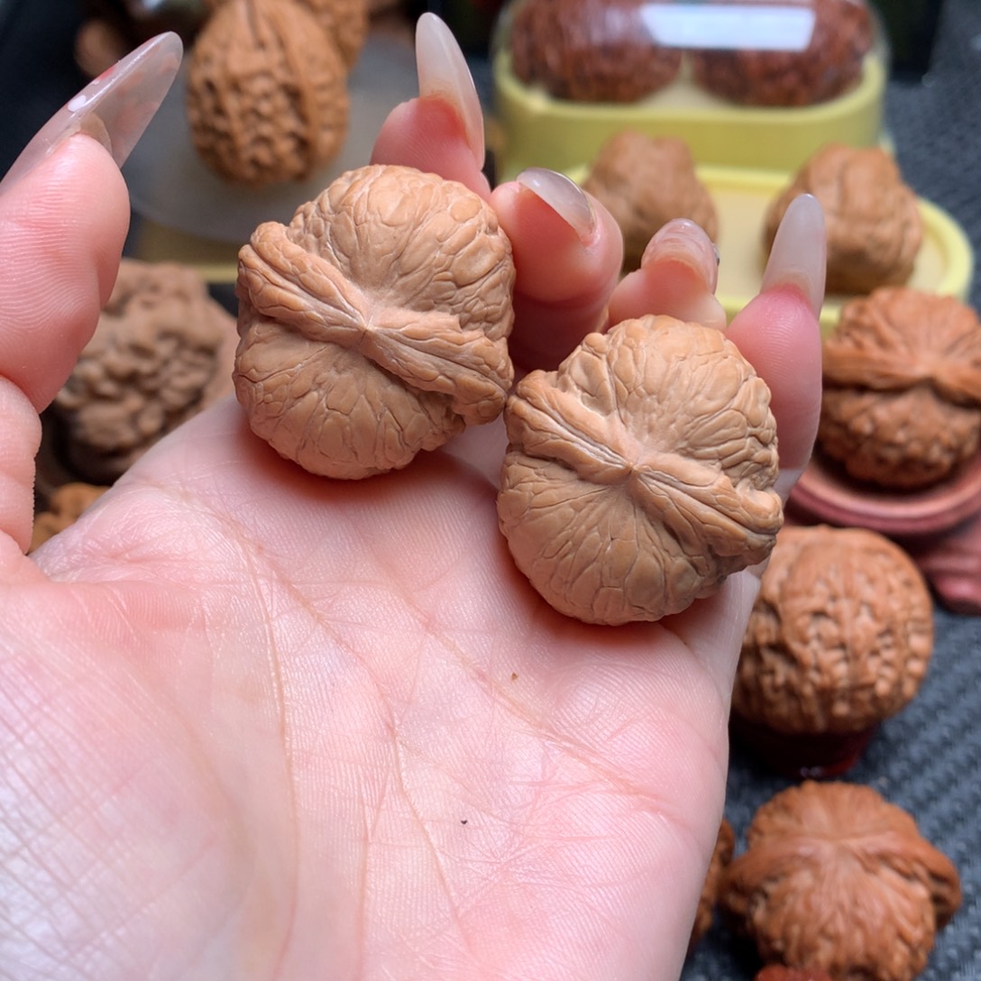 文玩核桃把件34肚乾坤元宝