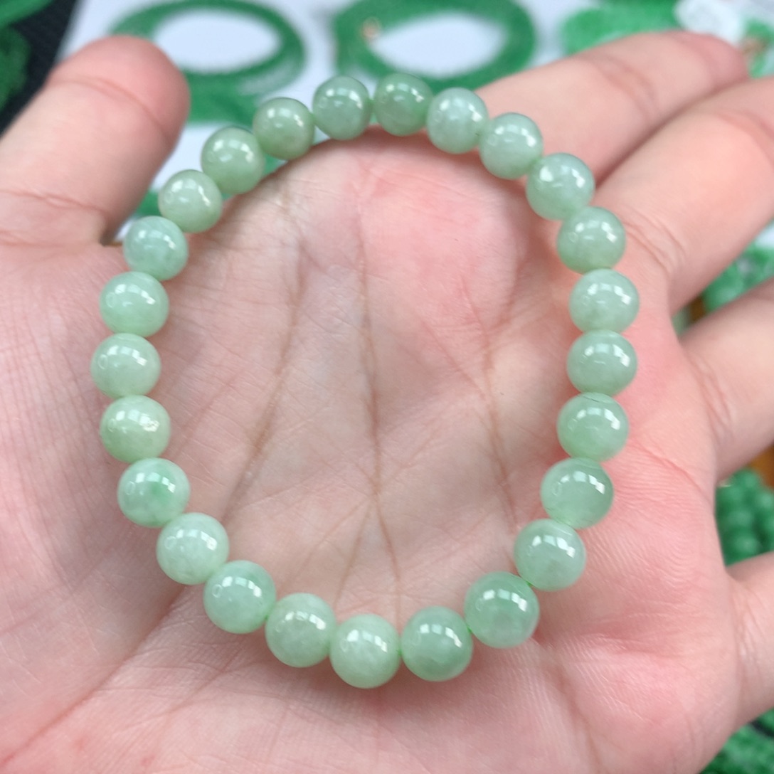 翡翠手链未镶嵌翡翠