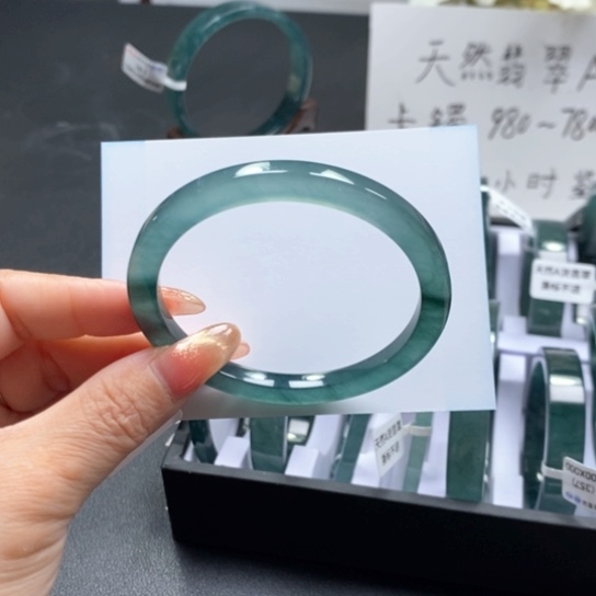 翡翠手镯未镶嵌58尺寸