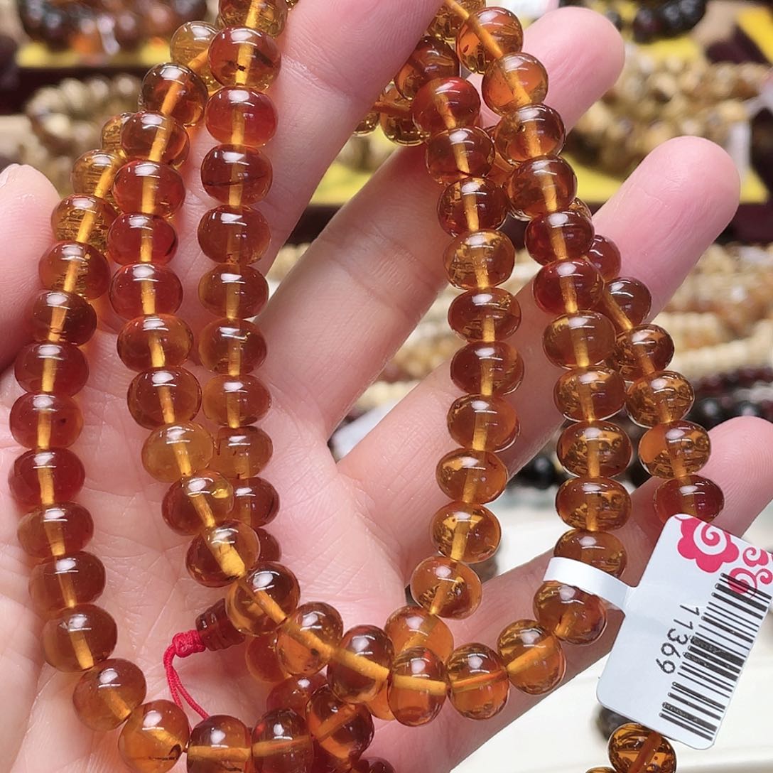 琥珀裸石未镶嵌八11369