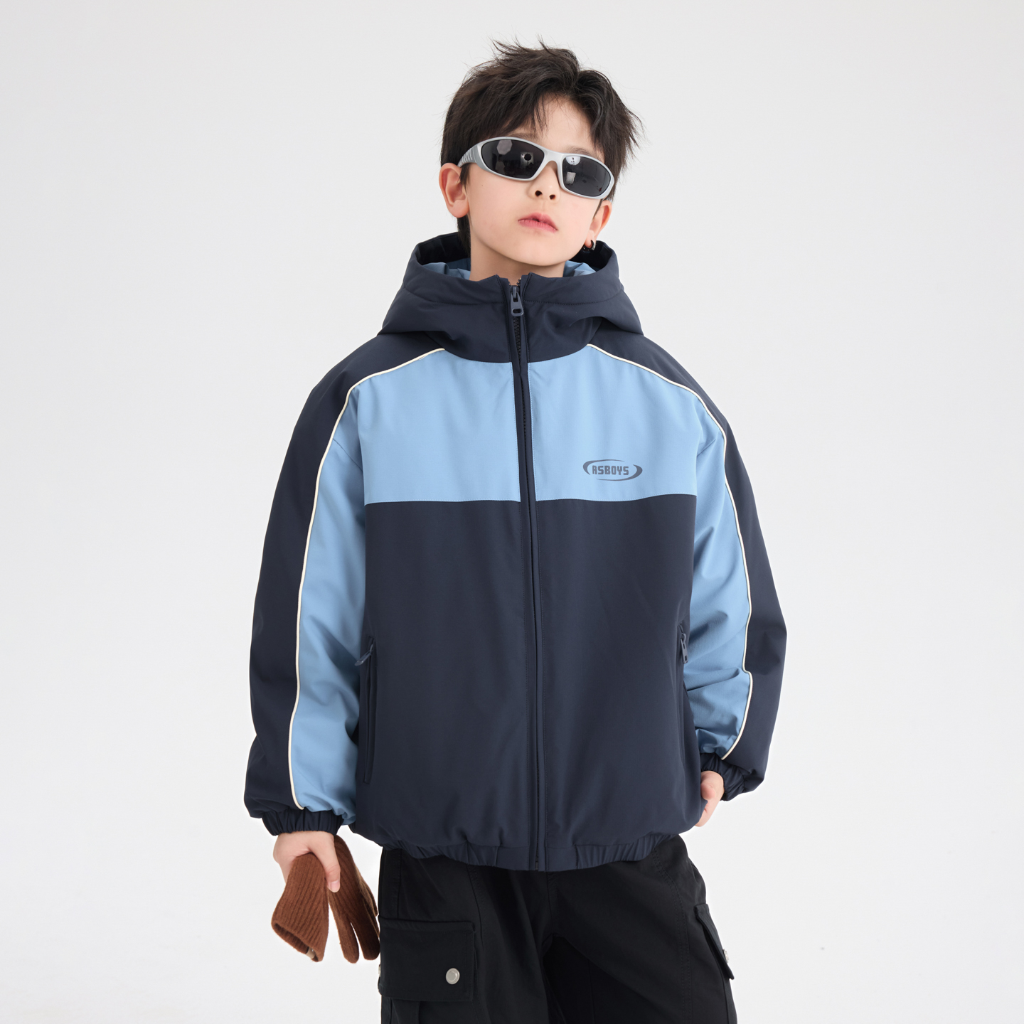 【90安心绒】男童冬季撞色户外防水羽绒服2025款儿童装防寒连帽外套