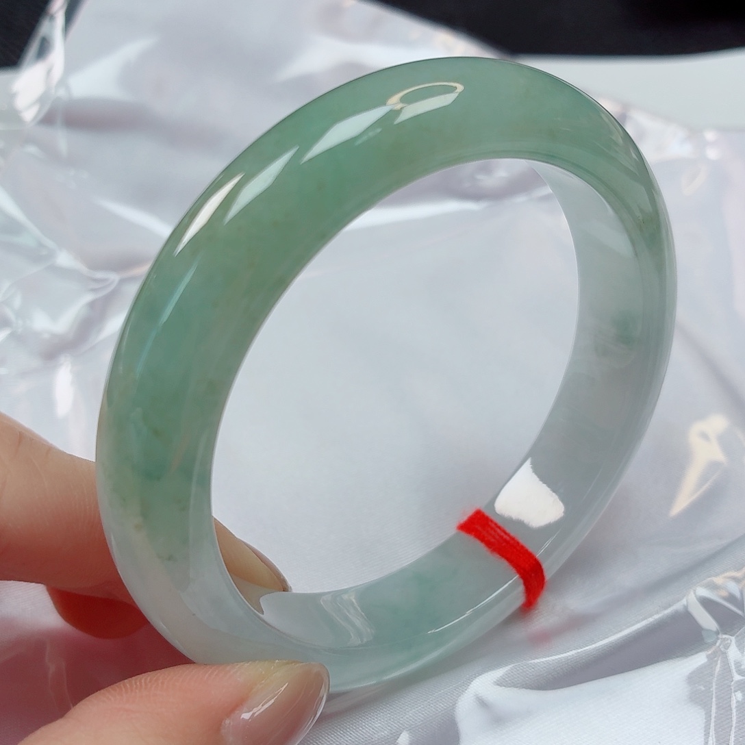 翡翠未镶嵌手镯57