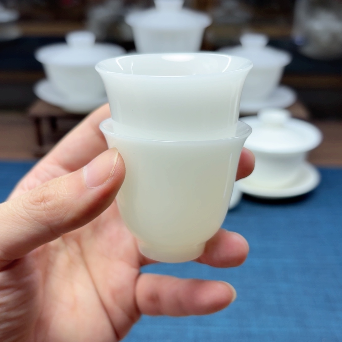 璞玉冰种玉瓷茶具