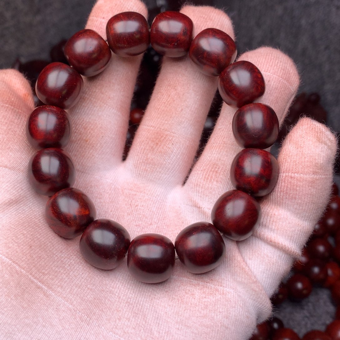 R***手串/手链檀香紫檀（小叶紫檀）1.5老型微瑕